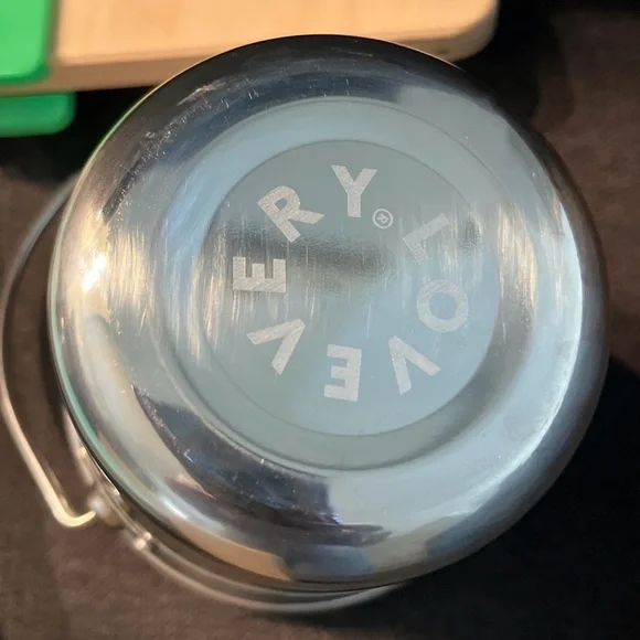 LOVEVERY "The Enthusiast Play" Every Which Weigh Scale & Pails (28-30 Months) - Picture 7 of 7